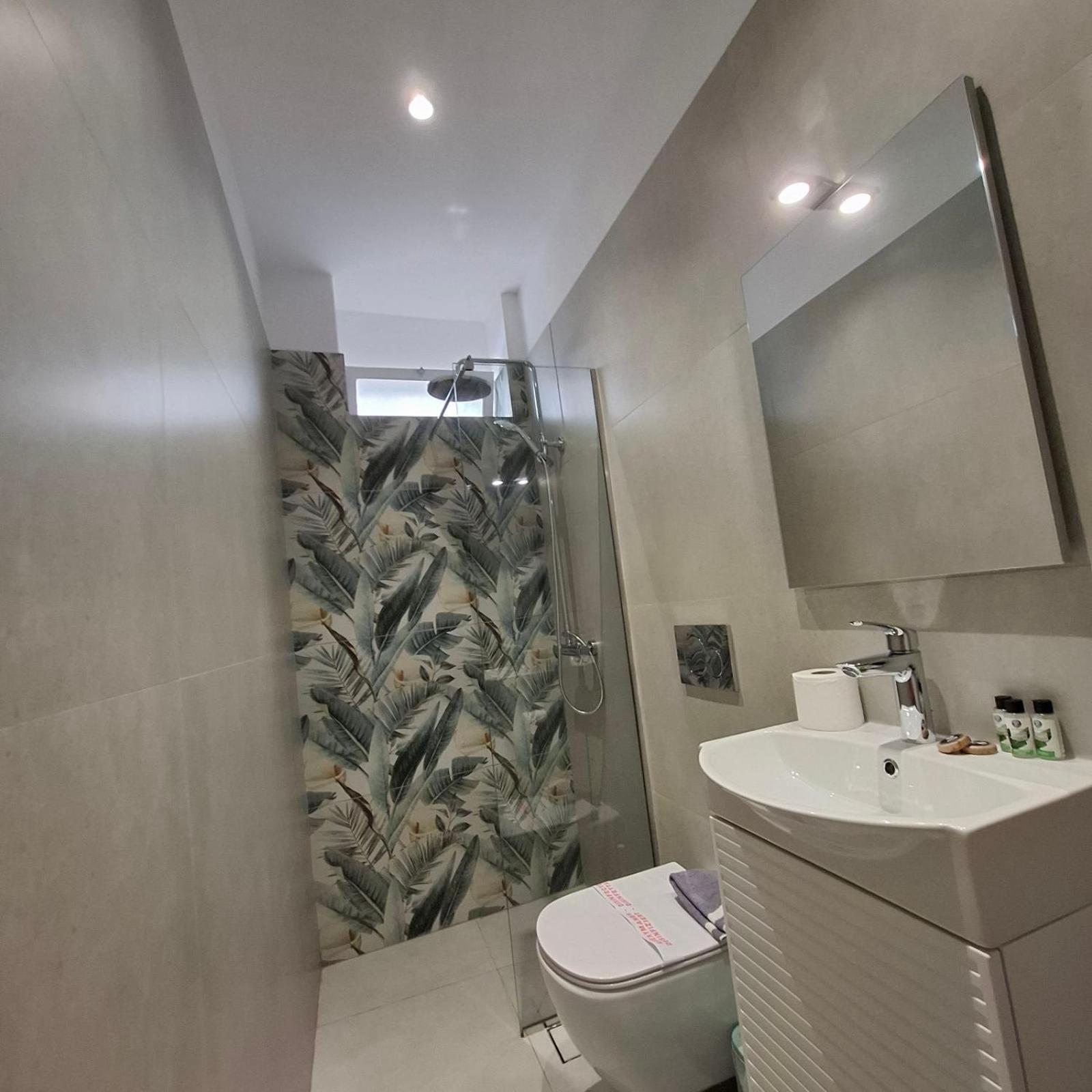 Aquarella-Stylish Veranda Apartment In Centre Of Poros Town Exteriör bild