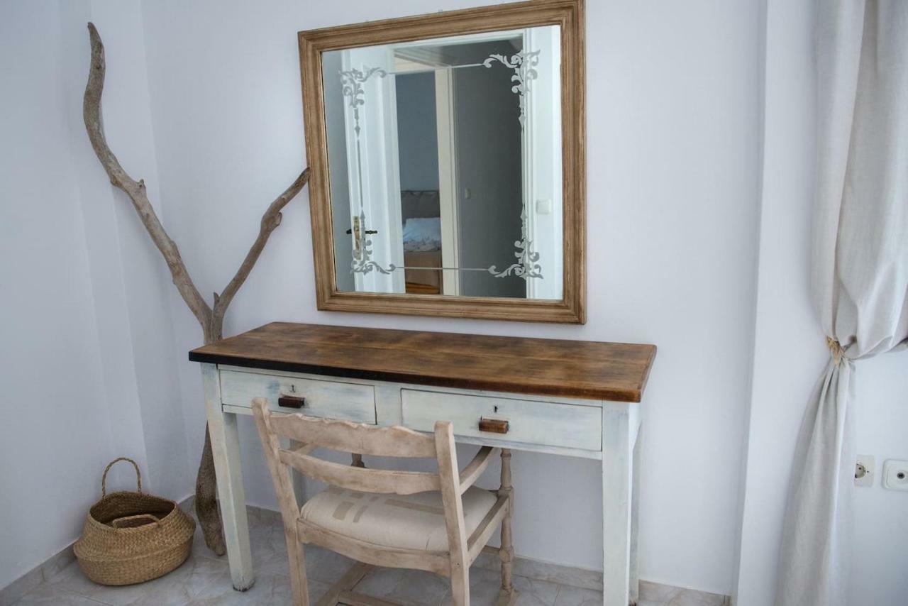 Aquarella-Stylish Veranda Apartment In Centre Of Poros Town Exteriör bild