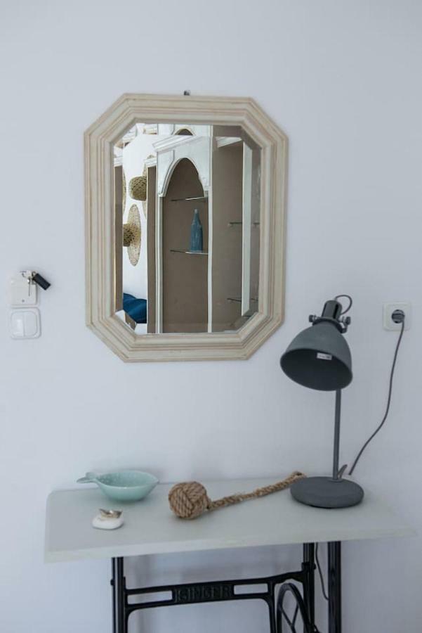 Aquarella-Stylish Veranda Apartment In Centre Of Poros Town Exteriör bild