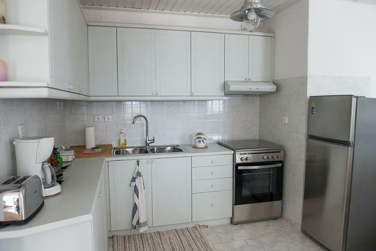 Aquarella-Stylish Veranda Apartment In Centre Of Poros Town Exteriör bild