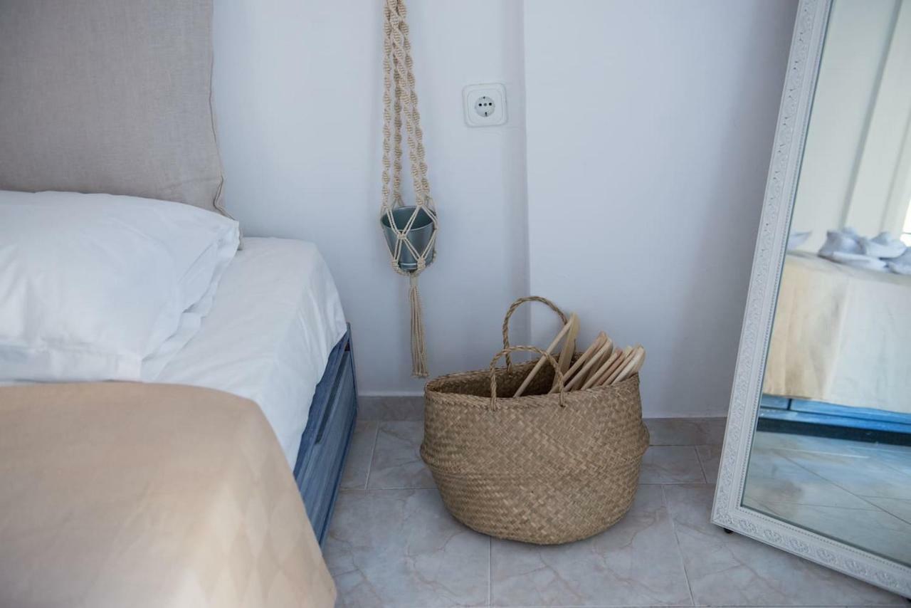 Aquarella-Stylish Veranda Apartment In Centre Of Poros Town Exteriör bild