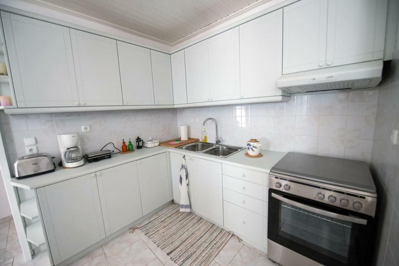 Aquarella-Stylish Veranda Apartment In Centre Of Poros Town Exteriör bild