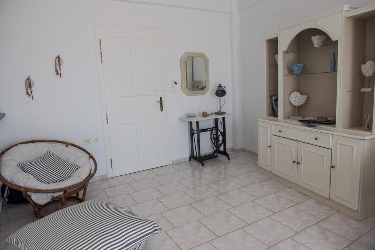 Aquarella-Stylish Veranda Apartment In Centre Of Poros Town Exteriör bild
